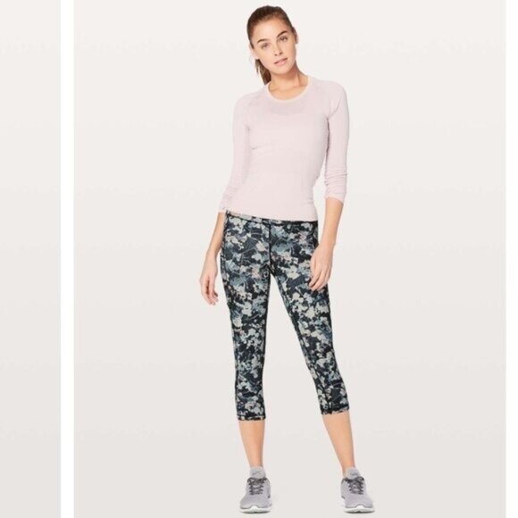 Lululemon Speed Up Crop *21" - 8 - Picture 1 of 8